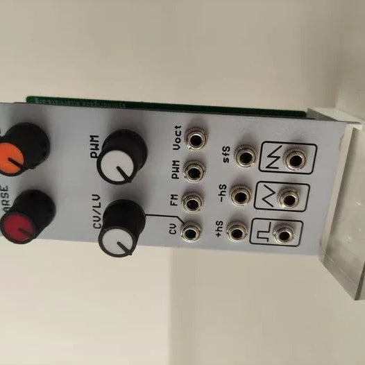 The CEM3340 Voltage Controlled Analog Oscillator Module
