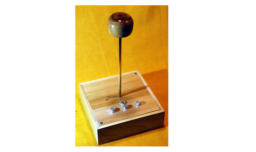 A Touch Lamp With Touch Control using ESP32