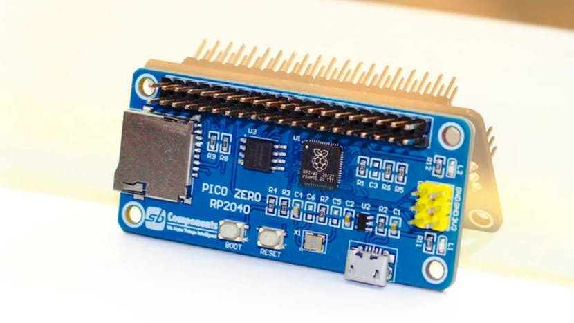 Ashish Kumar's StackyPi Puts an RP2040 Into the Raspberry Pi Zero Form Factor