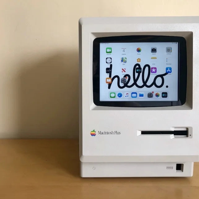 Adding a touchscreen to a classic Apple Macintosh