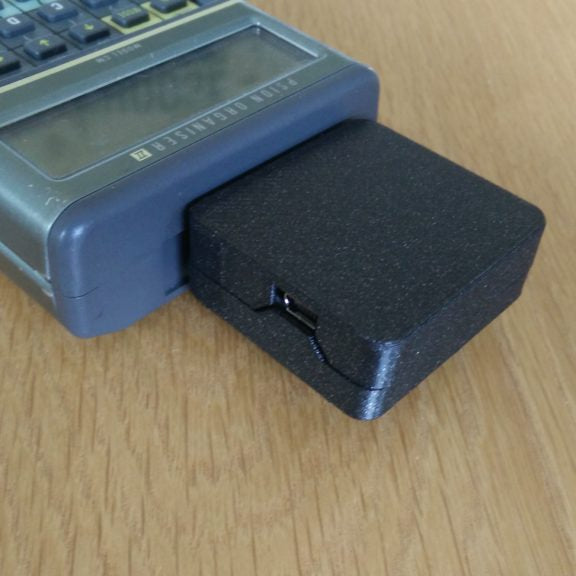 DIY adapter turns a Psion Organiser II into a USB display
