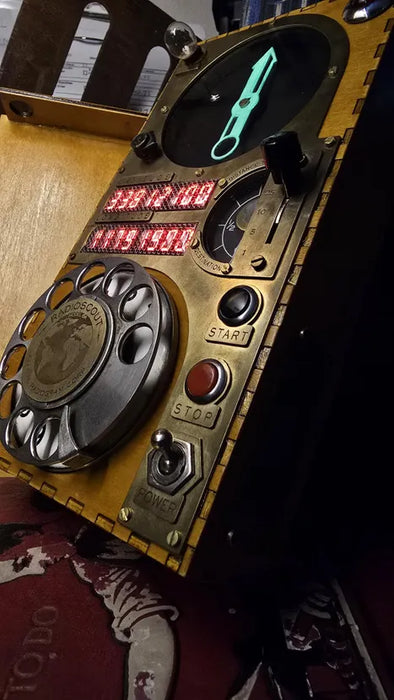 RADIOSCOUT - a Working GPS Compass With a Rotary Dial