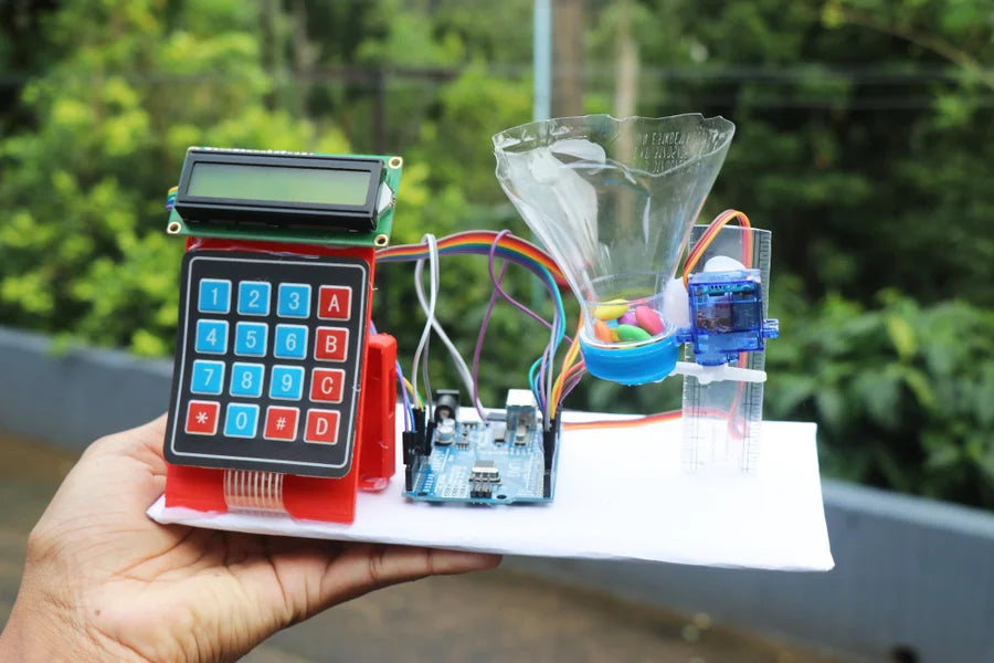 Candy Dispenser With Password Lock Powered by Arduino