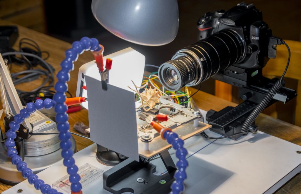 Capture macro photos with this Arduino-powered platform