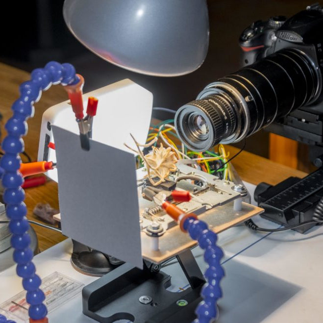 Capture macro photos with this Arduino-powered platform