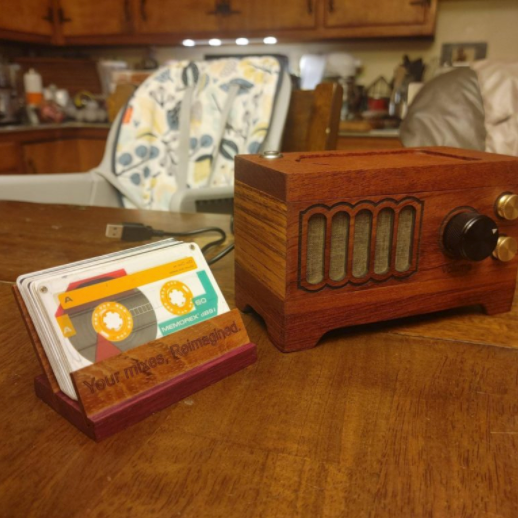 RFID music player delivers vintage charm