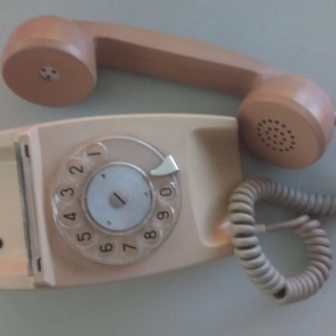 Bring 20th century telephones back with the rotary-dial cellphone