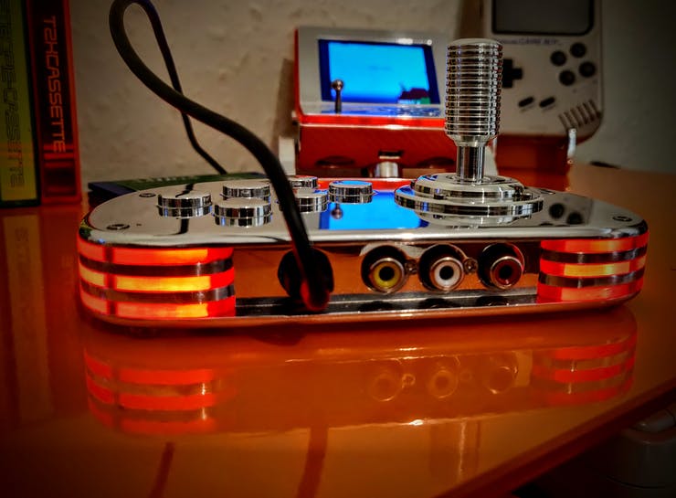 Gorgeous Controller Contains Raspberry Pi Arcade — PMD Way