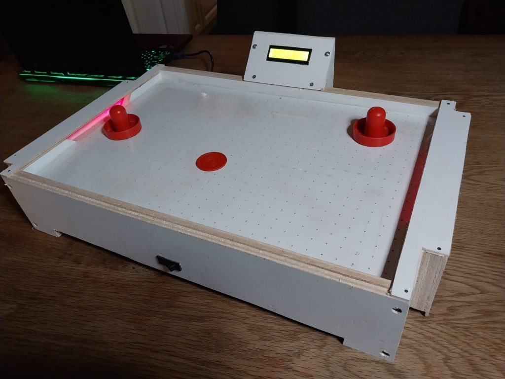 Add a scoring system to air hockey tables with Arduino — PMD Way
