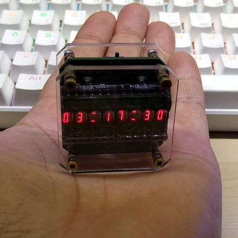 Hayri Uygur's Retro Clock Swaps His "Obsession" with OLEDs for a Vintage Bubble LED Display
