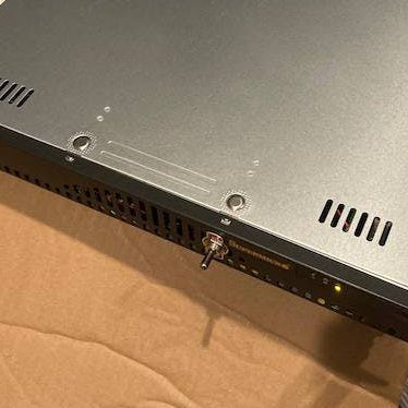 Paul Brown's 1U Server Build Crams Five Raspberry Pis Into Low-Cost Colocation Facilities