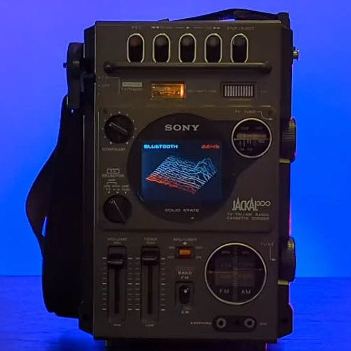 Tom Granger's Sony FX-300 "Jackal" Upgrade Turns a 1978 Hi-Fi Portable Into a Teensy-Powered Marvel