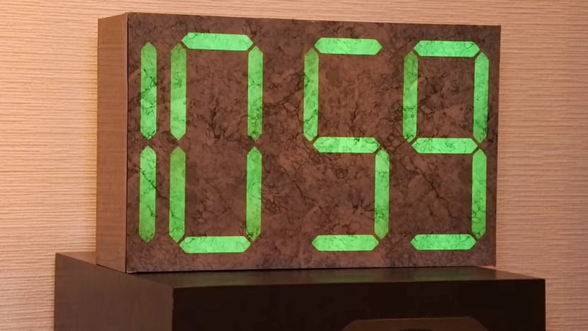 Monolithic Digital Clock