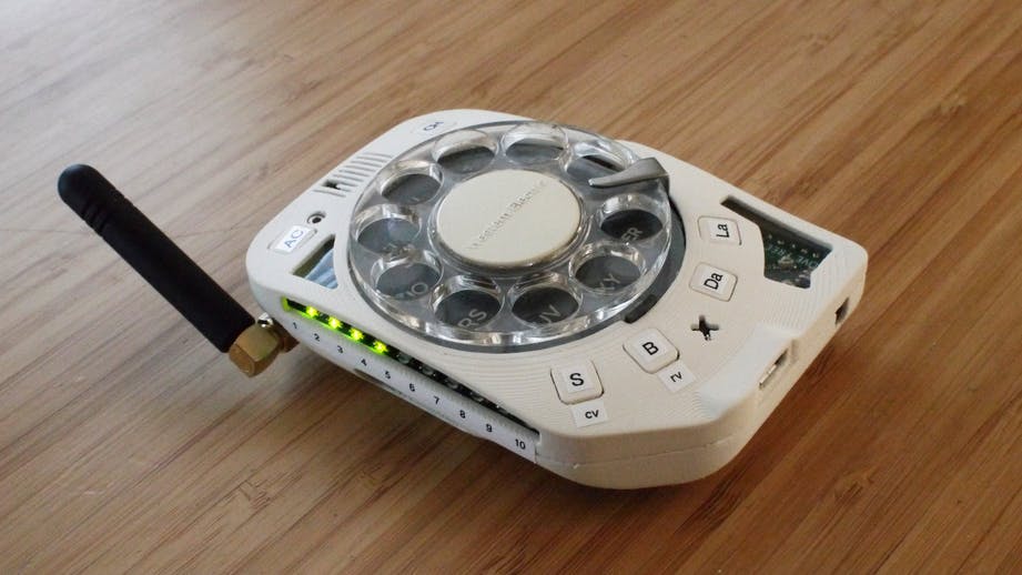 This Rotary Cellphone Also Features a Flexible E Ink Display