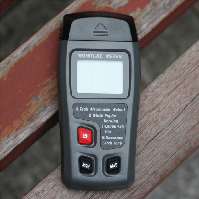 Easily measure moisture levels in wood with this Digital Wood Moisture Meter from PMD Way with free delivery worldwide